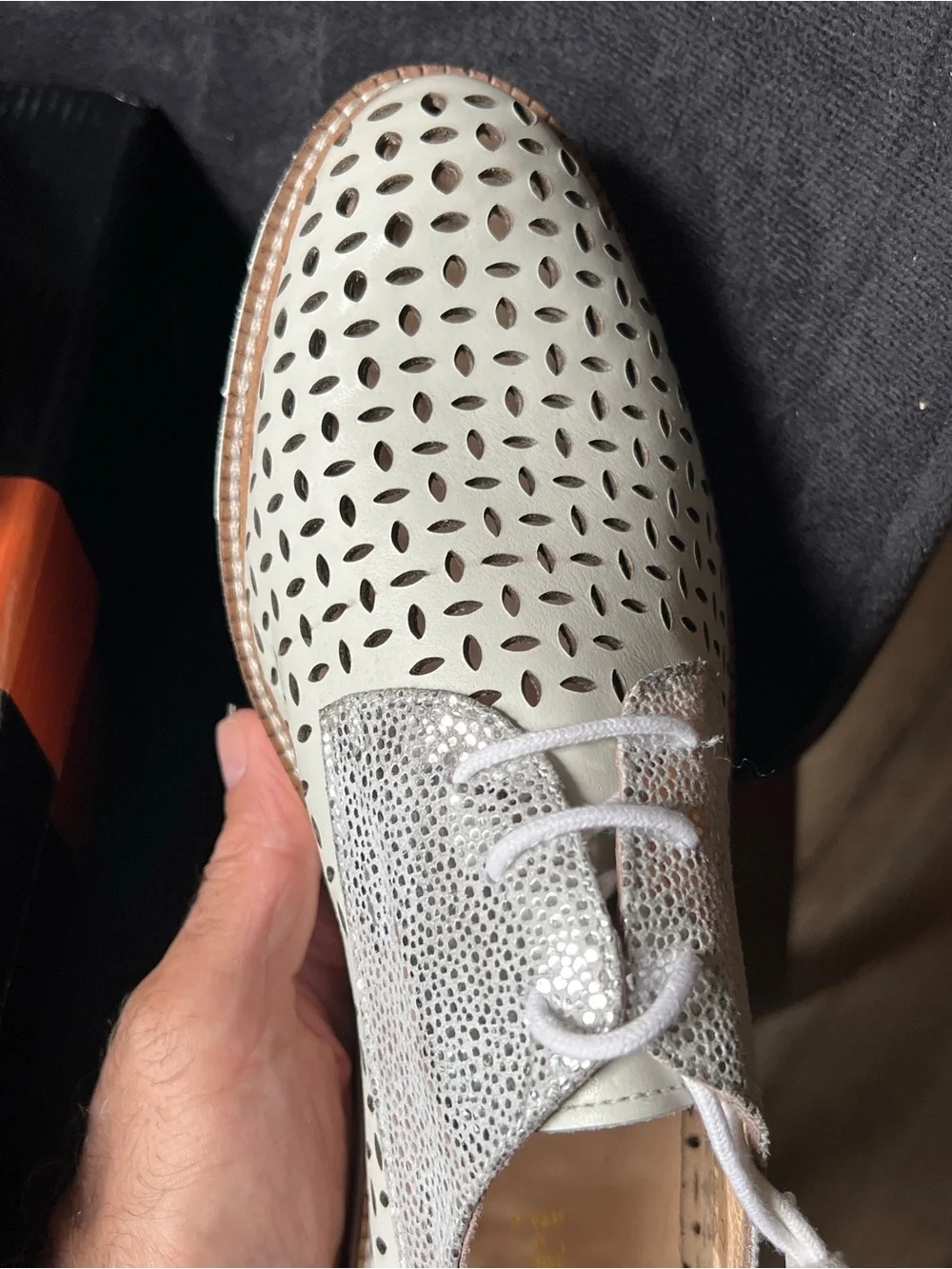 Medici Women's White Leather Perforated Derby W silver accent size 41(US10-10.5)